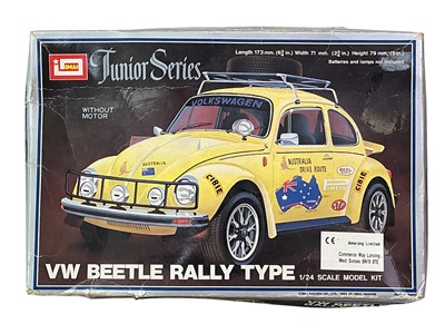 Lot 381 - COLLECTION OF MODEL KITS