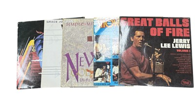 Lot 185 - LARGE COLLECTION OF VINYL RECORDS