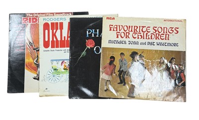 Lot 186 - LARGE COLLECTION OF VINYL RECORDS