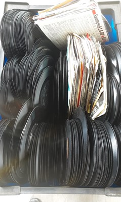 Lot 187 - LARGE COLLECTION OF VINYL RECORDS