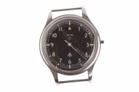 Lot 900 - GENTLEMAN'S SMITHS MILITARY ISSUE STAINLESS...
