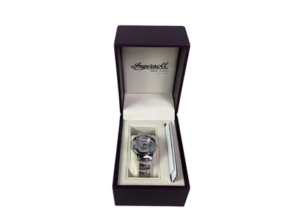 Lot 295 - GROUP OF COSTUME JEWELLERY