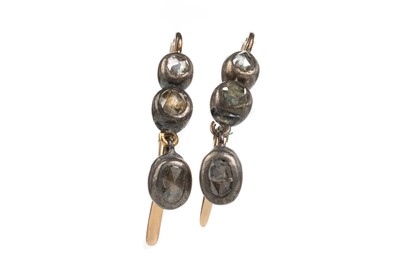 Lot 499 - PAIR OF GEORGIAN DIAMOND DROP EARRINGS