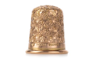 Lot 505 - NINE CARAT GOLD THIMBLE