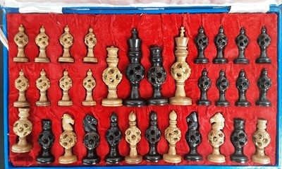 Lot 916 - INDIAN SANDALWOOD AND EBONY CHESS SET