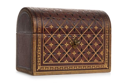 Lot 1532 - VICTORIAN STATIONERY BOX