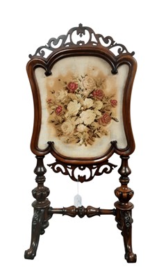 Lot 1543 - VICTORIAN MAHOGANY FIRE SCREEN