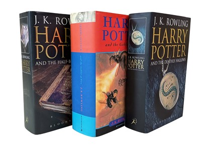 Lot 523 - J. K. ROWLING HARRY POTTER FIRST EDITIONS