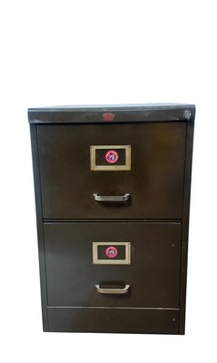 Lot 607 - TWO DRAWER METAL FILLING CABINET