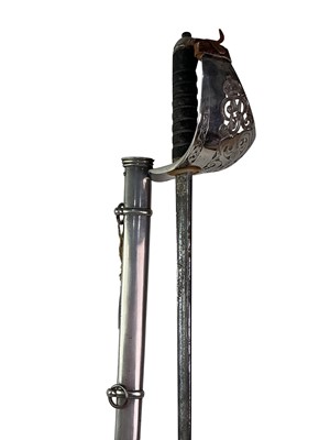 Lot 66 - GEORGE V OFFICER'S DRESS SWORD