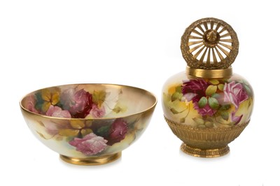 Lot 1541 - ROYAL WORCESTER POT POURRI JAR