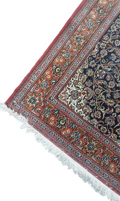 Lot 562 - PERSIAN STYLE RUG