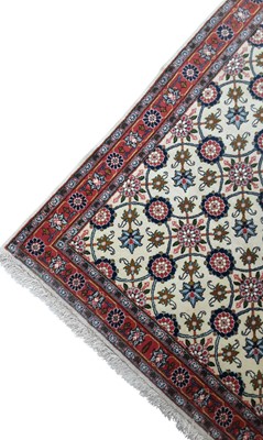 Lot 563 - PERSIAN VERAMIN RUG