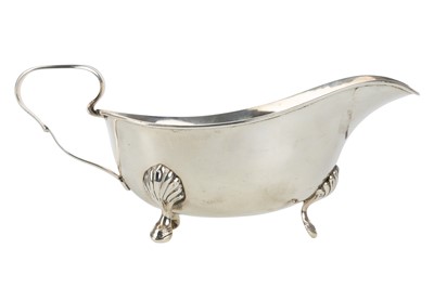 Lot 1047 - GEORGE V SILVER SAUCE BOAT