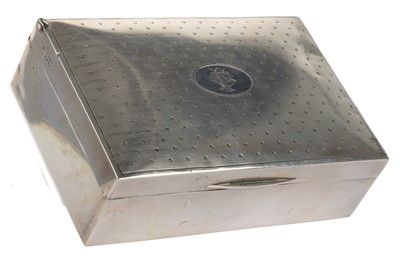 Lot 1063 - GEORGE V SILVER PLAYING CARDS BOX