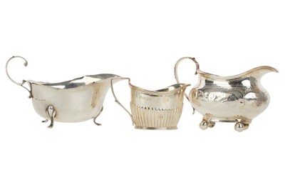 Lot 1065 - GEORGE IV SILVER MILK JUG