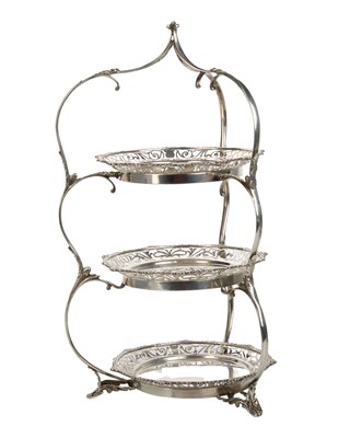 Lot 1067 - EDWARD VII SILVER CAKE STAND