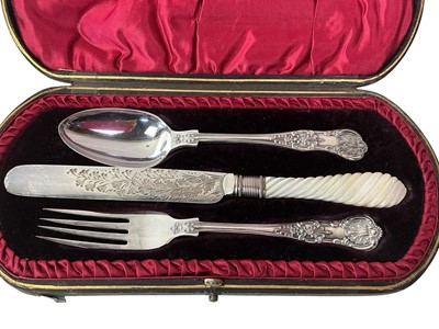 Lot 797 - SET OF TWELVE SILVER TEASPOONS