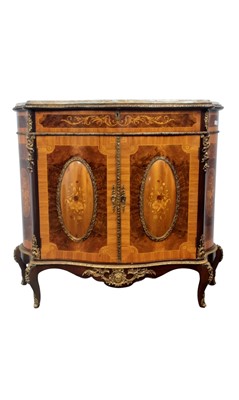 Lot 1547 - REPRODUCTION SERPENTINE FRONTED SIDE CABINET