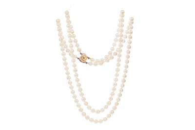 Lot 534 - CULTURED PEARL NECKLACE