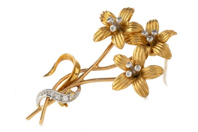 Lot 537 - DIAMOND FLOWER BROOCH