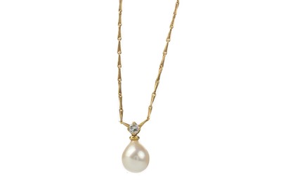 Lot 552 - PEARL AND WHITE SAPPHIRE NECKLET