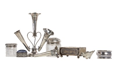 Lot 1077 - EDWARDIAN SILVER MATCH BOX COVER