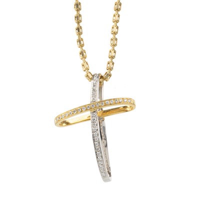 Lot 565 - DIAMOND CROSS PENDANT ON CHAIN