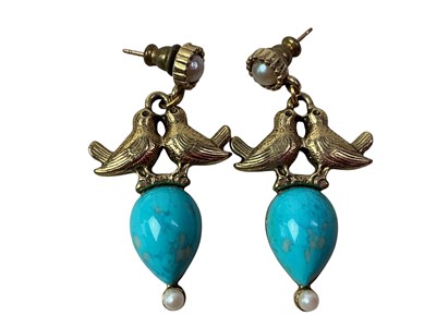 Lot 7 - COLLECTION OF GILT METAL JEWELLERY