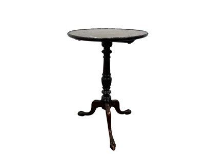 Lot 520 - MAHOGANY WINE TABLE