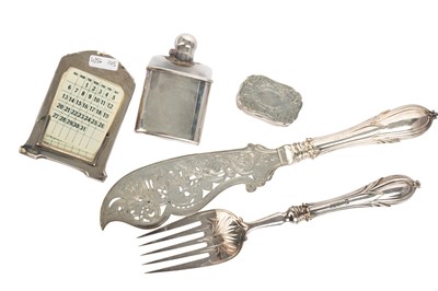 Lot 1091 - VICTORIAN SILVER SNUFF BOX