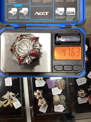 Lot 89 - SOVIET ORDER OF ALEXANDER NEVSKY MEDAL