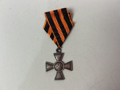 Lot 98 - RUSSIAN IMPERIAL CROSS OF ST. GEORGE MEDAL