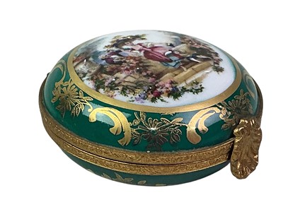 Lot 156 - COLLECTION OF PORCELAIN PILL BOXES