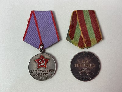 Lot 108 - SOVIET MEDAL