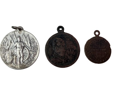 Lot 651 - SOVIET LAPEL BADGE