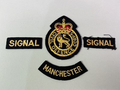 Lot 116 - COLLECTION OF INSIGNIA AND EPHEMERA