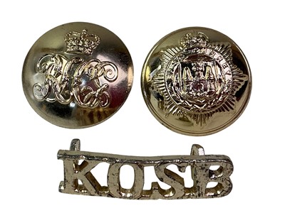 Lot 125 - COLLECTION OF BRITISH MILITARY TUNIC BUTTONS