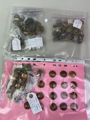 Lot 125 - COLLECTION OF BRITISH MILITARY TUNIC BUTTONS