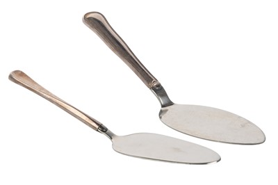 Lot 1129 - TWO DANISH SILVER HANDLED CAKE SLICES