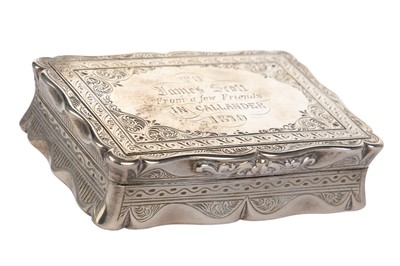 Lot 1134 - VICTORIAN SILVER SNUFF BOX