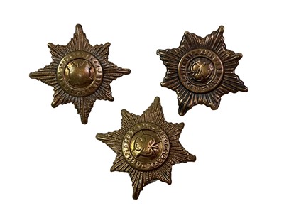 Lot 143 - IRISH MILITARY INSIGNIA