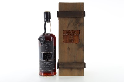 Lot 292 - BLACK BOWMORE 1964 1ST EDITION