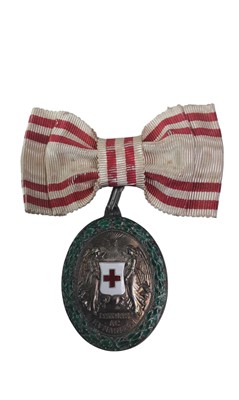 Lot 9 - AUSTRIA HUNGARY WWI RED CROSS MEDAL