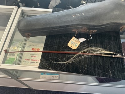 Lot 981 - FRENCH VIOLIN WITH BOW