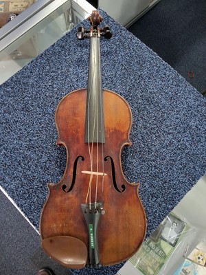 Lot 981 - FRENCH VIOLIN WITH BOW