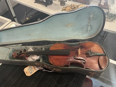 Lot 981 - FRENCH VIOLIN WITH BOW