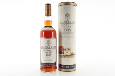 Lot 584 - MACALLAN 1982 18 YEAR OLD