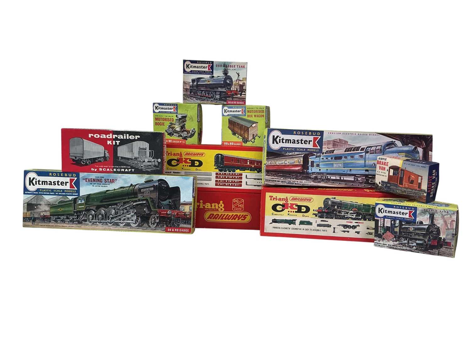 Lot 66 - COLLECTION OF TRI-ANG RAILWAYS,