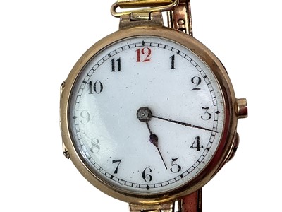 Lot 19 - VINTAGE GOLD WRIST WATCH